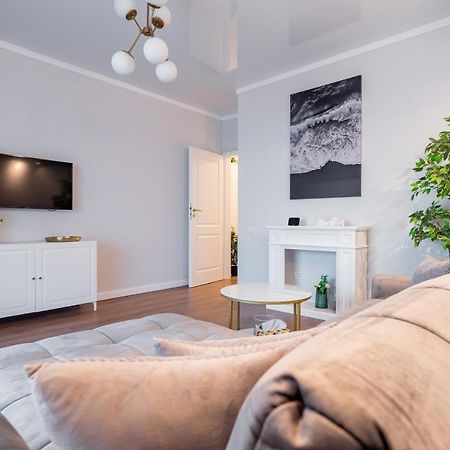 Golden Mirage Sunset Apartment Mamaia Kültér fotó